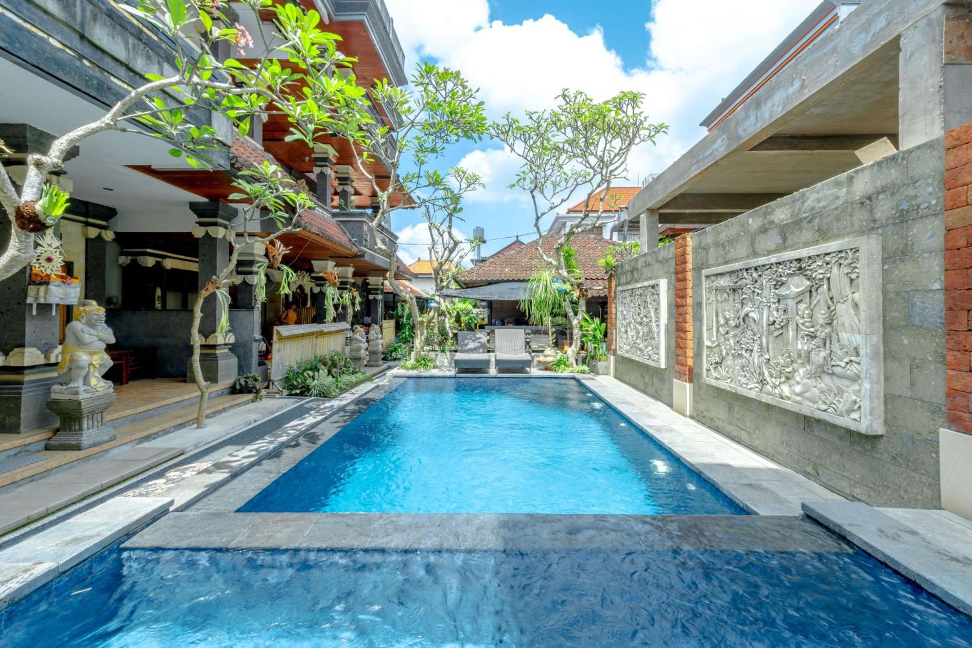 Suarsena Ubud Luaran gambar